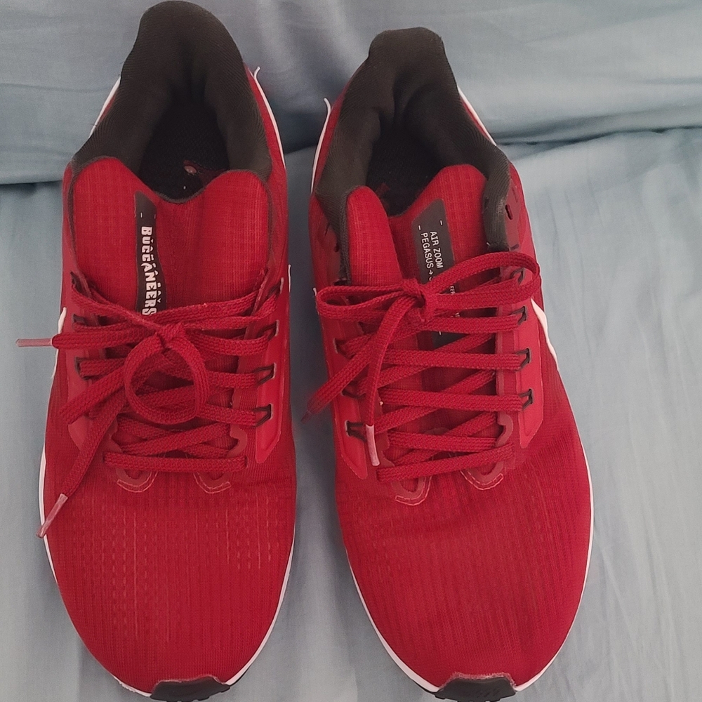 Nike Red Men's Shoes